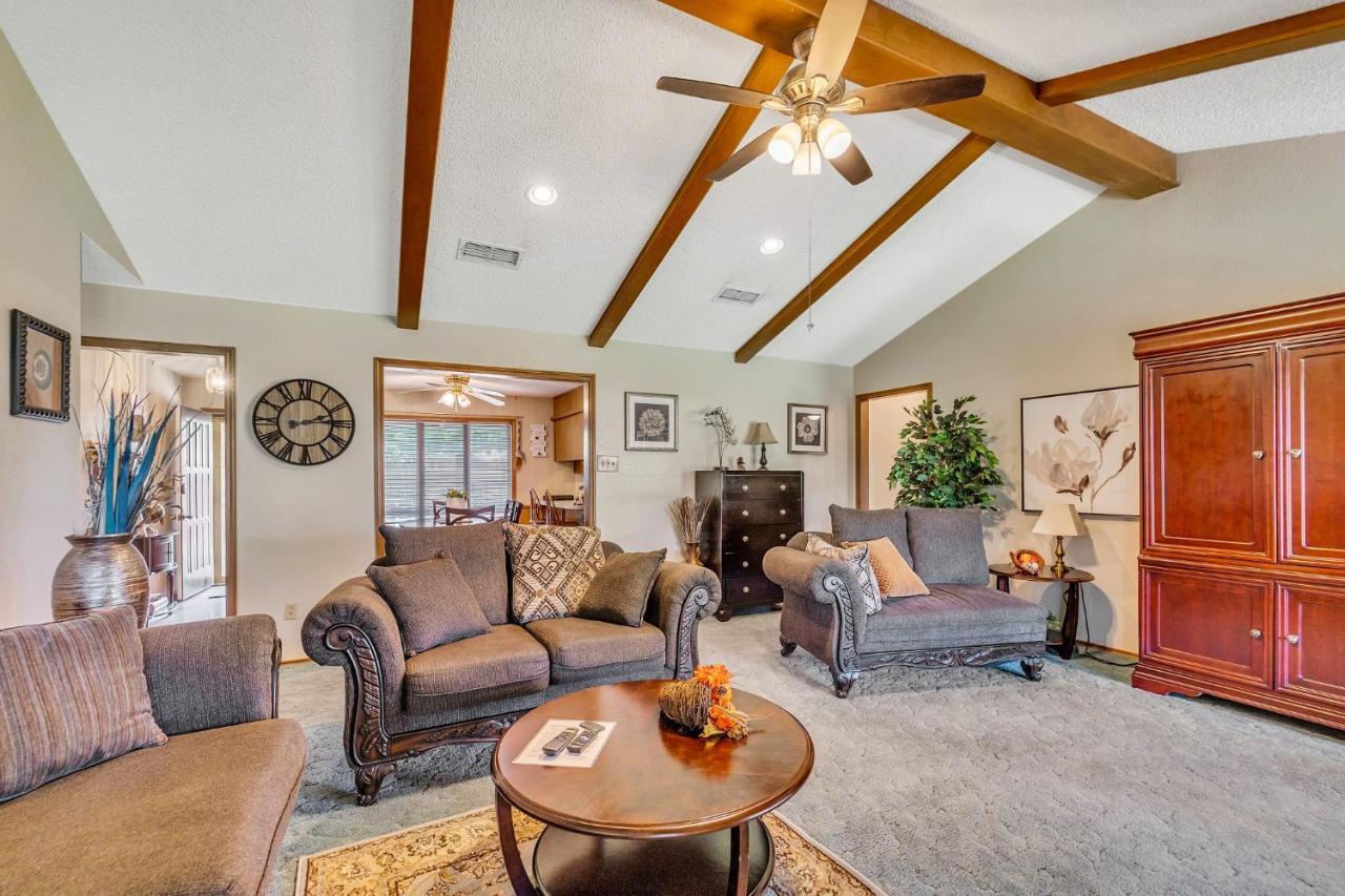 Homestead House - In Shadow Hills Golf Course Division Home ลับบ็อก ภายนอก รูปภาพ